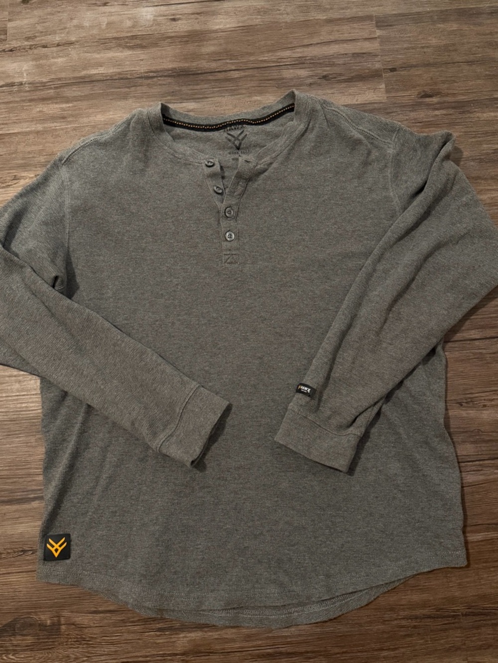 Men's Long-Sleeve Heather Grey Henley Shirt